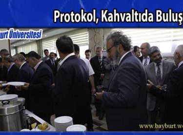 Bayburt Protokolü Kahvaltıda Buluştu