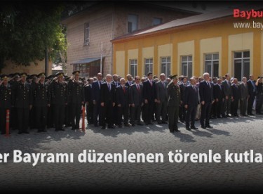 Zafer Bayramı düzenlenen törenle kutlandı