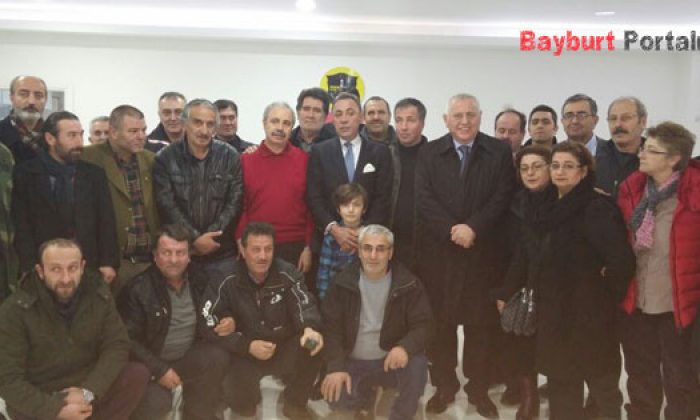 Şimşek, Samsun Bayburtlular Derneğini ziyaret etti