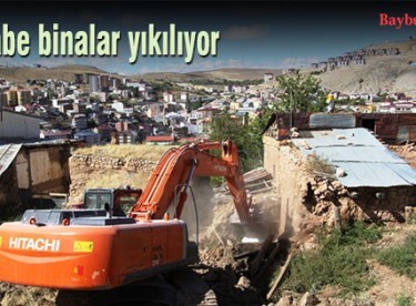 Harabe binalar yıkılıyor