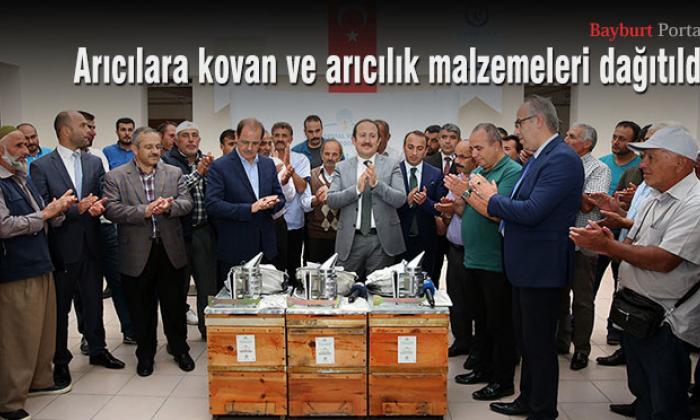 Arıcılara kovan ve arıcılık malzemeleri dağıtıldı