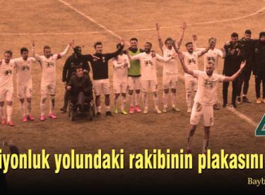 Bayburt, en yakın rakibinin plakasını yazdı