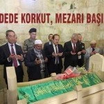 Dede Korkut mezari basinda anildi – Bayburt Portalı