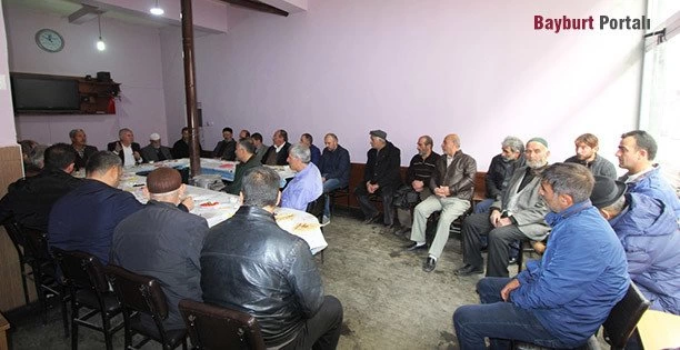 Başkan Memiş, esnafla bir araya geldi