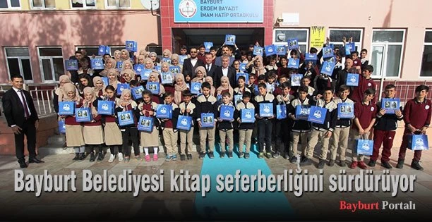 Bayburt Belediyesi kitap seferberliğini sürdürüyor