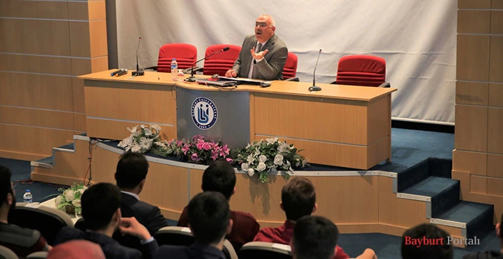 Bayburt Üniversitesi’nde ‘Postmodern Din Deizm’ Tartışıldı