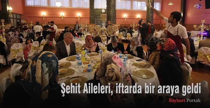Şehit Aileleri, iftarda buluştu
