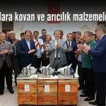 Aricilara kovan ve aricilik malzemeleri dagitildi – Bayburt Portalı