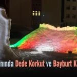 Bayburt universitesinde Dede Korkut ve Bayburt Kalesi heykeli – Bayburt Portalı