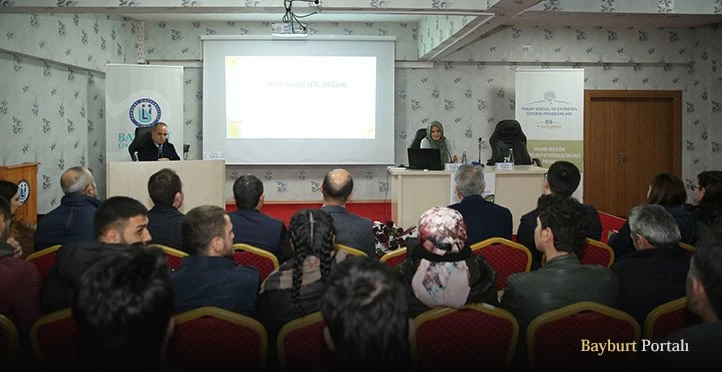 Demirözü’nde ‘Organik Arıcılık’ paneli