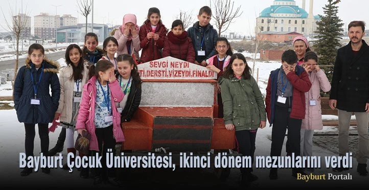 Bayburt Çocuk Üniversitesi, ikinci dönem mezunlarını verdi