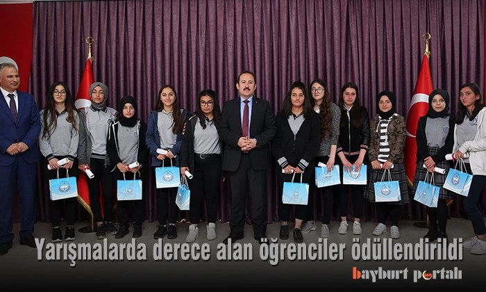 Yarışmalarda derece alan öğrenciler ödüllendirildi