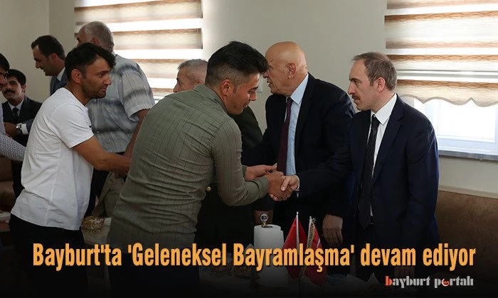 Bayburt’ta ‘Geleneksel Bayramlaşma’ devam ediyor