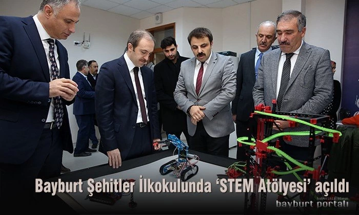Bayburt Şehitler İlkokulunda ‘STEM Atölyesi’ açıldı