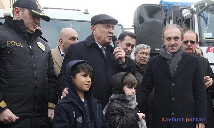 Bayburtlu miniklerden duyarlı hareket