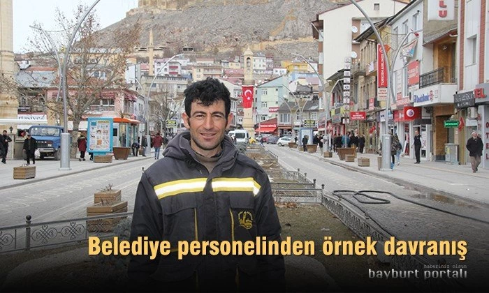 Bayburt Belediyesi personelinden örnek davranış