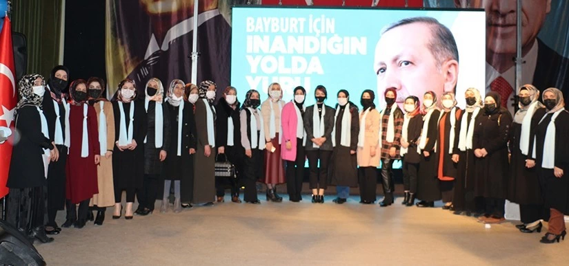 Ak Parti Bayburt Kadin Kollari Baskani Elif Cil oldu 1 – Bayburt Portalı