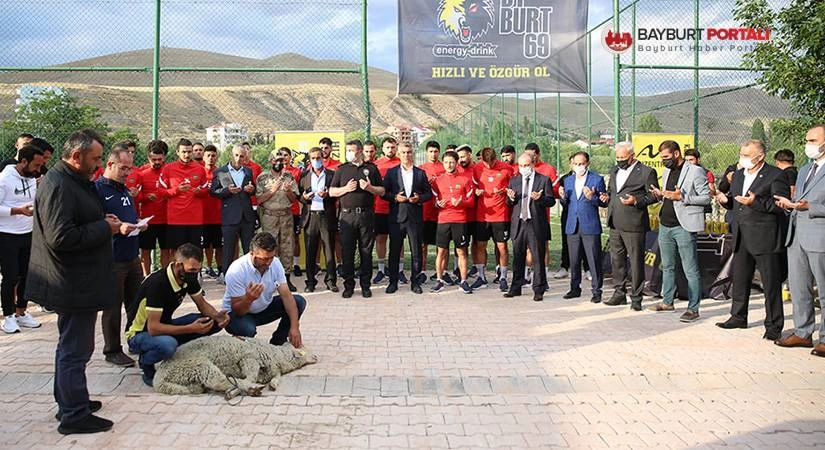 An Zentrum Bayburtspor 2021 2022 sezonu hazirliklarina basladi1 – Bayburt Portalı