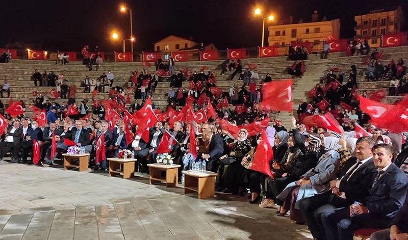 Bayburt Ak Genclikten 15 Temmuz programi 1 – Bayburt Portalı