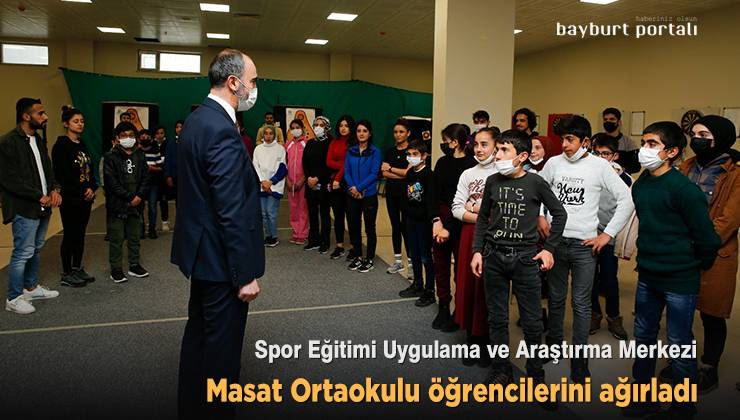Spor Eğitimi Uygulama ve Araştırma Merkezi, ortaokul öğrencilerini ağırladı