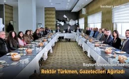Bayburt Üniversitesi Rektörü Türkmen, Gazetecileri Ağırladı