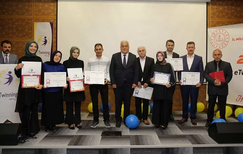 Bayburtta eTwinning Kalite Etiketleri torenle verildi 2 – Bayburt Portalı