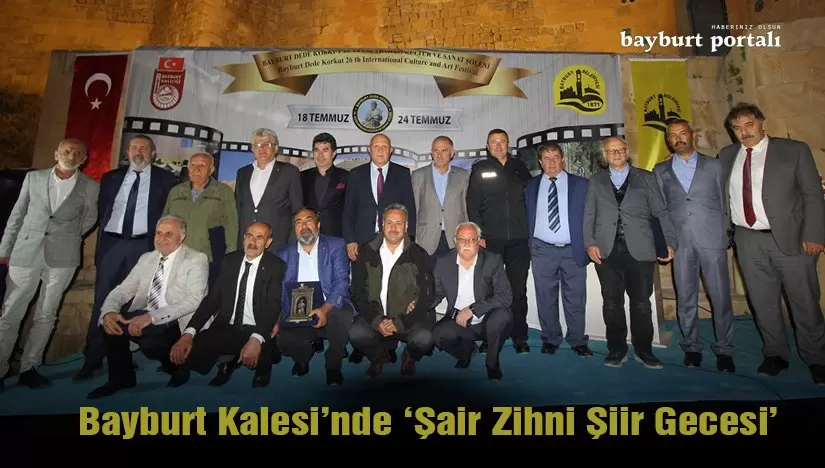 Bayburt Kalesi, Şair Zihni Şiir Gecesi’ne ev sahipliği yaptı