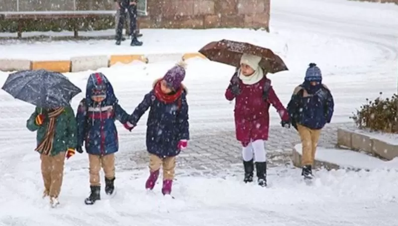 Bayburt’ta eğitime ‘bir gün daha’ ara verildi