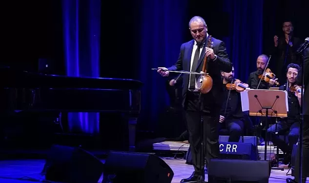 Depremzede Antakya Medeniyetler Korosu, İstanbul’da sahne aldı