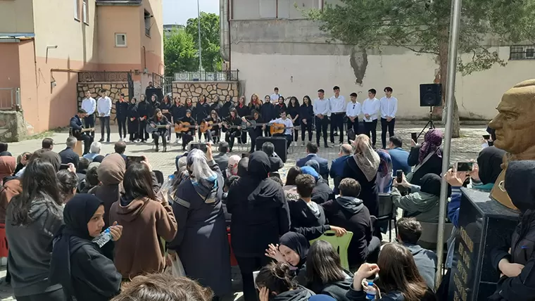 Bayburt Lisesi’nde ‘Bahar Şenlikleri’