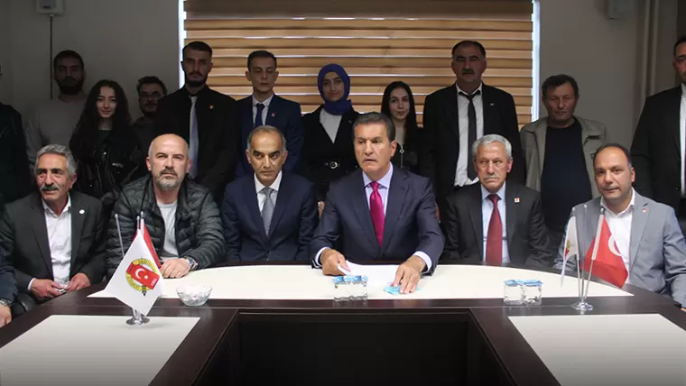 Milletvekili Mustafa Sarigul Bayburt Gazeteciler Cemiyetini ziyaret etti – Bayburt Portalı