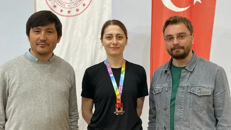 Taekwondo Türkiye Şampiyonasında Kübra İyi, bronz madalya kazandı