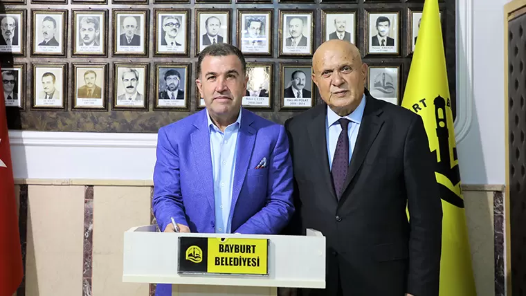Vali Mustafa Eldivan’dan Bayburt Belediye Başkanı Pekmezci’ye ziyaret