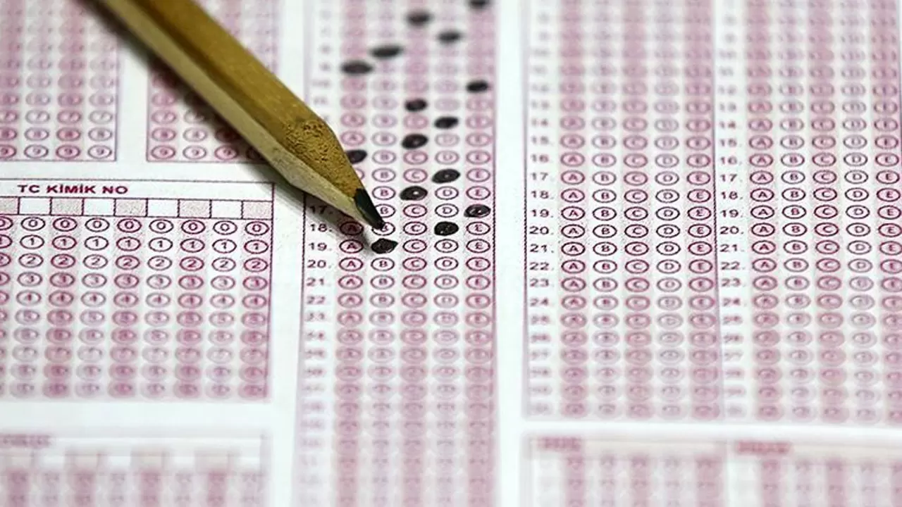 ÖSYM duyurdu! 2023-KPSS Öğretmenlik Alan Bilgisi Testi (ÖABT) soru kitapçıkları ve cevap anahtarları yayımlandı