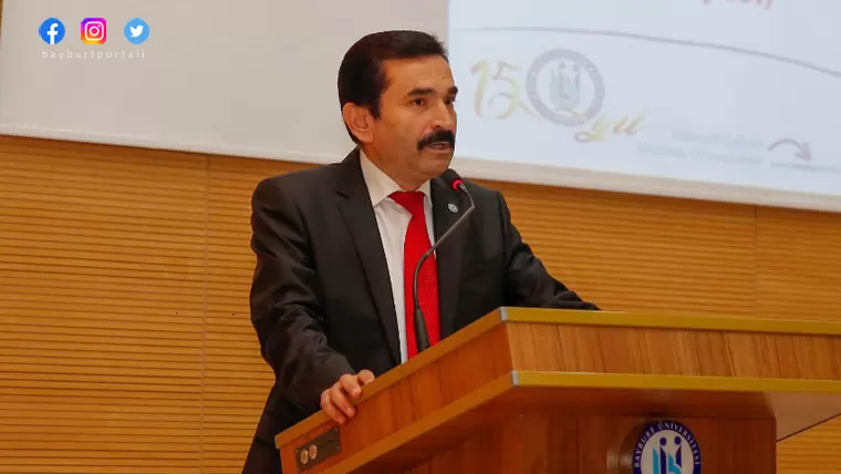 Dekan Prof. Dr. Rafet Metin, Cumhuriyet’e giden yolu anlattı