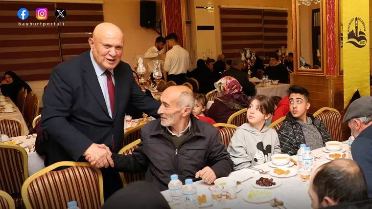 Başkan Pekmezci, engelli vatandaşlar ve yetimlerle iftarda buluştu