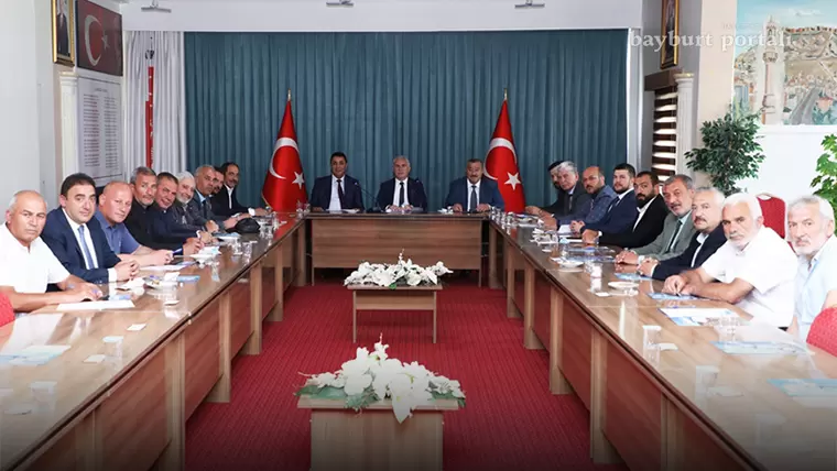 BAYGÜKAB, Bayburt’ta toplandı: Başkan Memiş, birlik başkanı seçildi