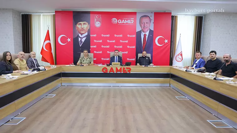 Vali Eldivan, Bayburt’tun Temmuz ayı asayiş ve güvenlik çalışmalarını değerlendirdi