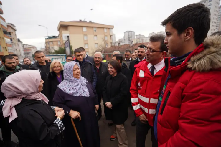 İmamoğlu: Kimse kendisini güller bahçesindeymiş gibi anlatmasın!