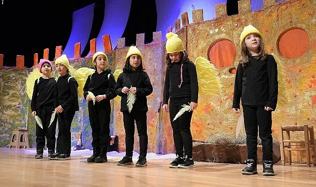 Keçiören'de Çocuklar İçin Tiyatro Zamanı