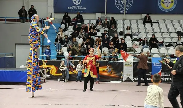 Minik kalpler Ramazan'ın coşkusunu yaşadı