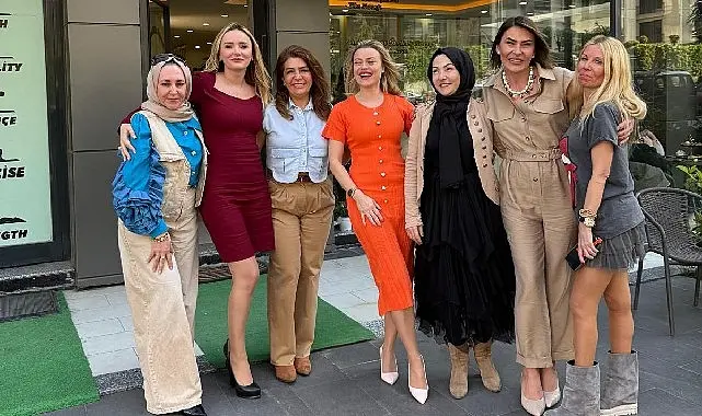 Nil Tellioğlu Beylikdüzü Şubesi'nden Ünlü İsimleri Buluşturan Etkinlik