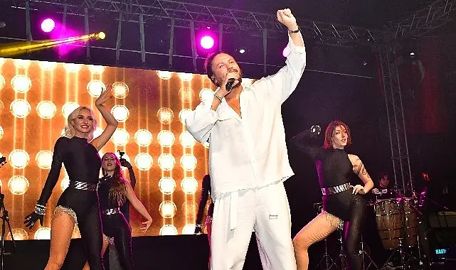 Engin Demircioğlu'na Antalya'da 'Enişte' sevgisi